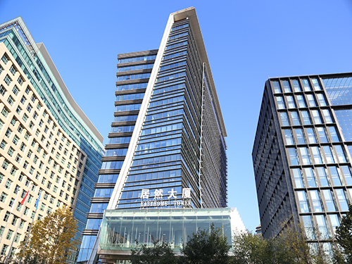 居然之家新零售集团.jpg